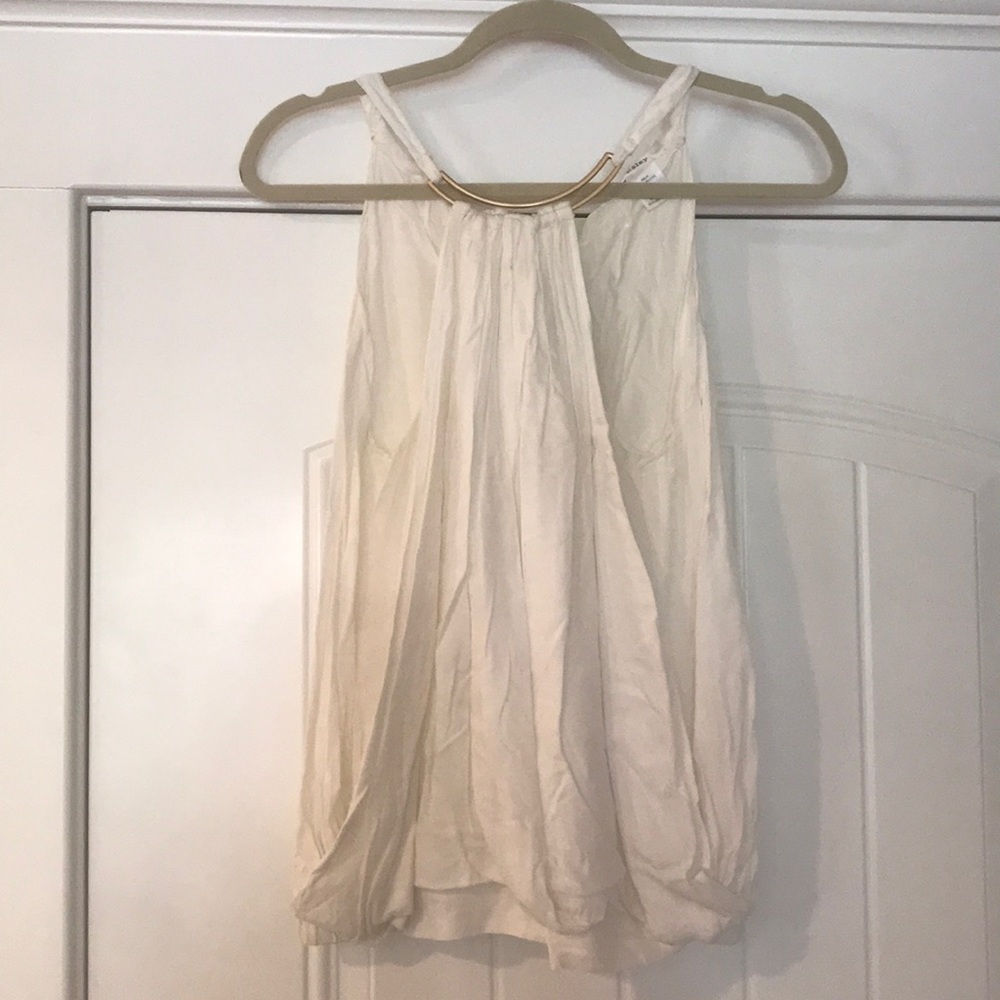 White tank